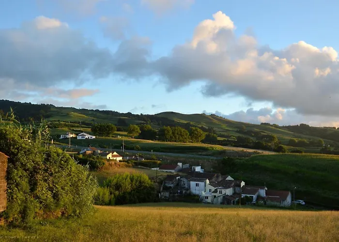 Sunset Greenhouse * Achada