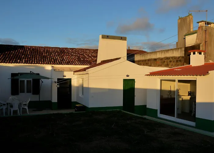 Sunset Greenhouse Achada